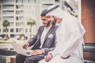 Dubai Arap iş adamları   