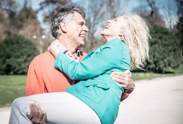 Senior šťastný pár — Stock fotografie