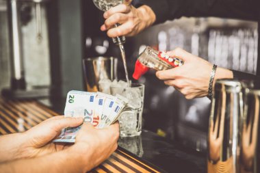 Flair barmen eylem