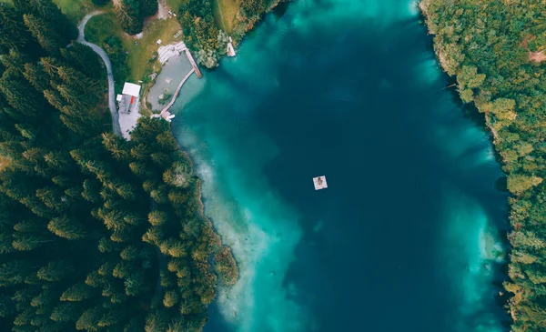 dağ gölü havadan görünümü