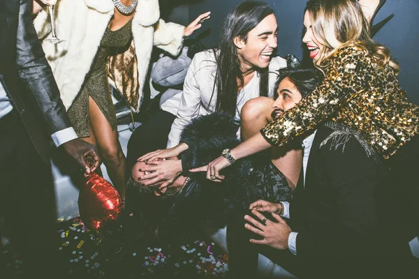 Party people celebrating in the club — Stock Photo, Image