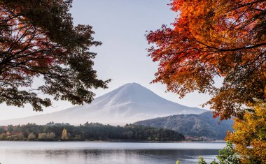 Fuji Dağı görünümü. Japonya'nın en ünlü Dağı