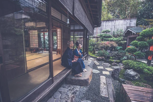 Senior couple lifestyle moments in a traditional japanese house — Stock Photo, Image