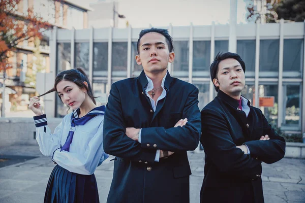 Group of japanese teenagers, lifestyle moments in a school day — Stock Photo, Image