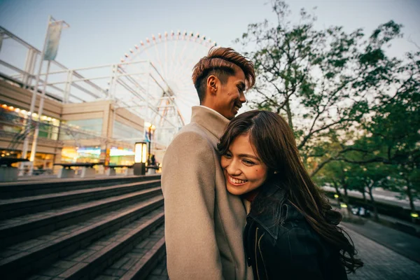 Happy couple spending time together in Osaka — Stock Photo, Image