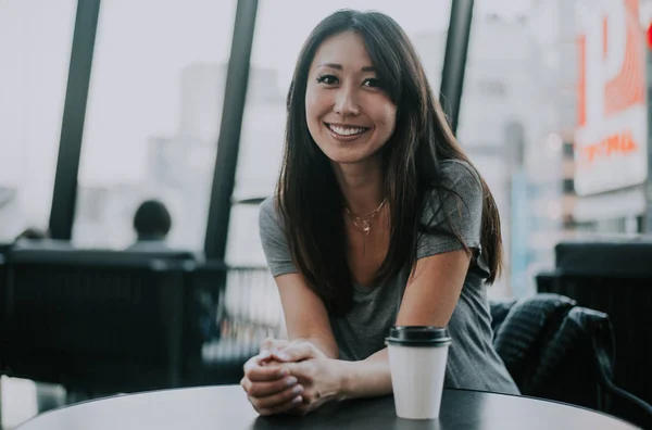 Beau portrait de femme japonaise — Photo