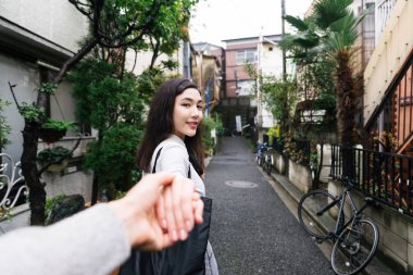 Genç Japon kız açık havada