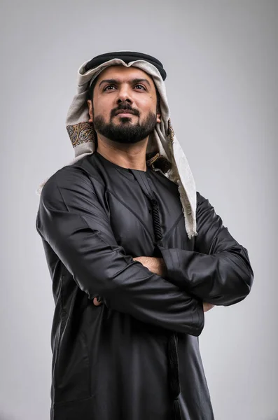 Árabe hombre guapo retratos de estudio — Foto de Stock