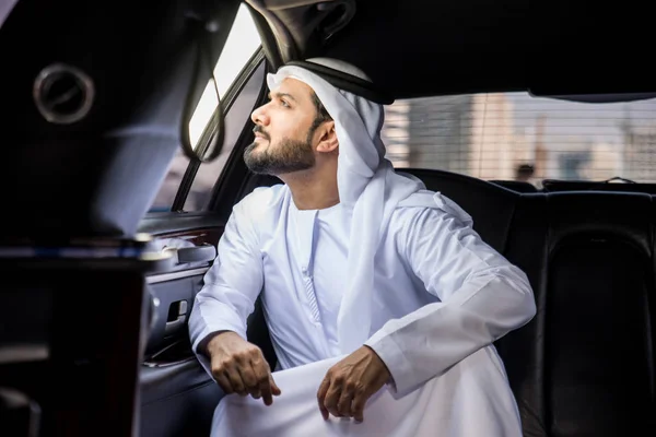 Emirati uomo d'affari ritratto — Foto Stock