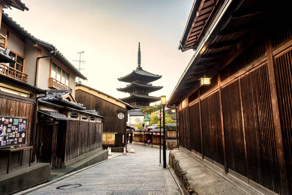 Miasa pagode en Sannen Zaka Street, Kyoto Japan — Stockfoto