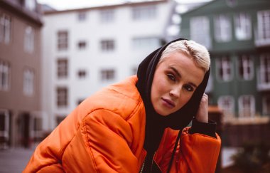 Reykjavik İzlanda güzel kadın yaşam tarzı anlarda