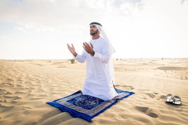 Arabic men in the desert