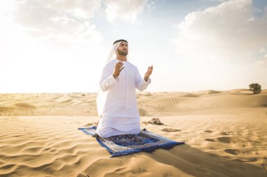 Arabic men in the desert