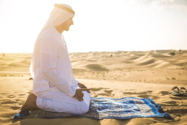 Arabic men in the desert