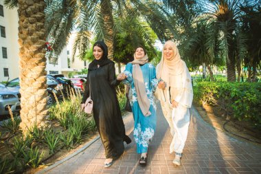 Arabic women in Dubai