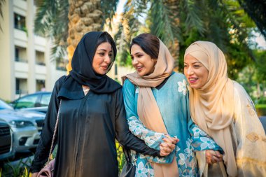 Arabic women in Dubai