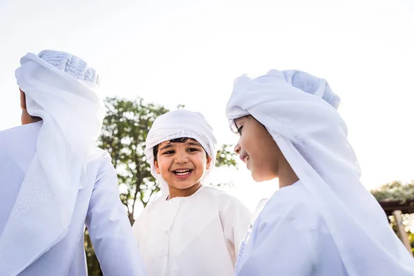 Group of middle eastern kids in Dubai — Stock Photo, Image