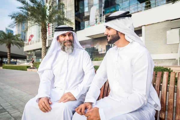 Businessmen in Dubai — Stockfoto