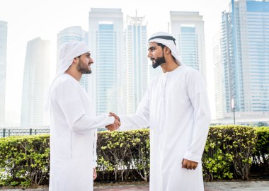 Two men with kandora in Dubai