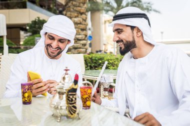 Two men with kandora in Dubai