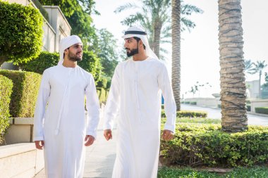 Two men with kandora in Dubai