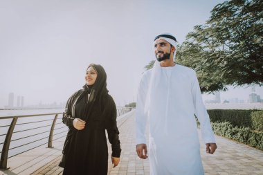 Arabic couple dating in Dubai
