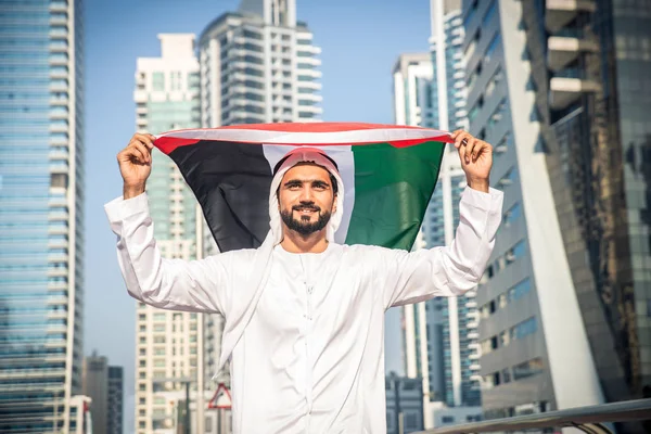 Hombre árabe con kandora en Dubai —  Fotos de Stock