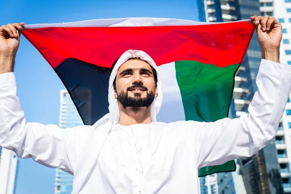 Uomo arabo con kandora a Dubai — Foto Stock