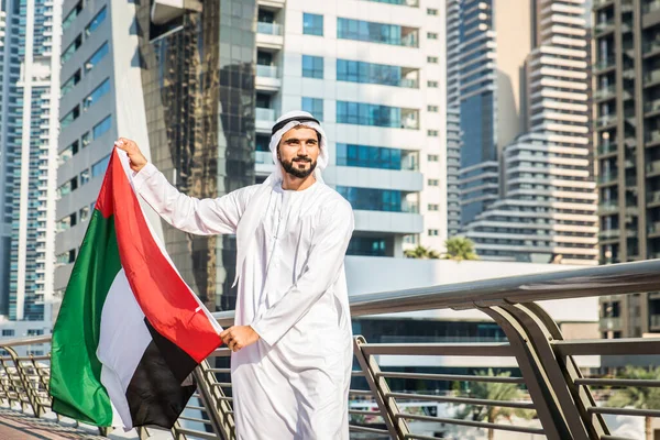 Uomo arabo con kandora a Dubai — Foto Stock