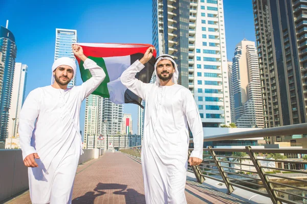 Two men with kandora in Dubai — 图库照片