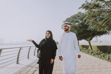 Arabic couple dating in Dubai