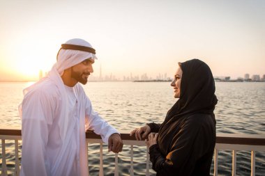 Arabic couple dating in Dubai