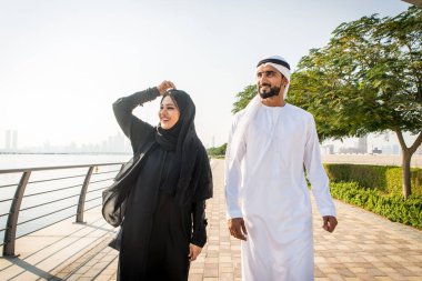 Arabic couple dating in Dubai