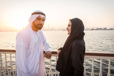 Arabic couple dating in Dubai