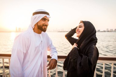 Arabic couple dating in Dubai