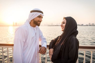 Arabic couple dating in Dubai