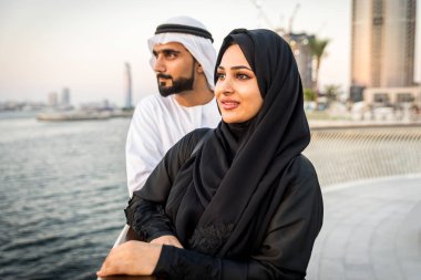 Arabic couple dating in Dubai