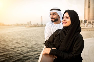 Arabic couple dating in Dubai