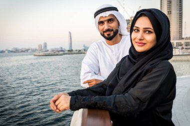 Arabic couple dating in Dubai