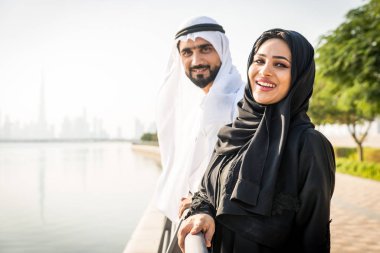 Arabic couple dating in Dubai