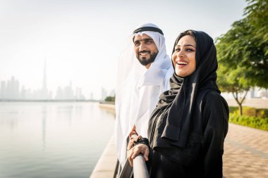 Arabic couple dating in Dubai