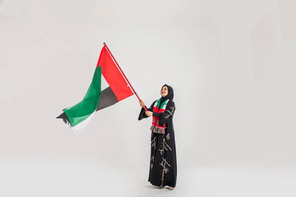 Arabe femme avec abaya en studio — Photo