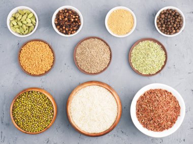 Beyaz pirinç, esmer pirinç, fasulye, yeşil kakule, tüm baharatlar, döl.