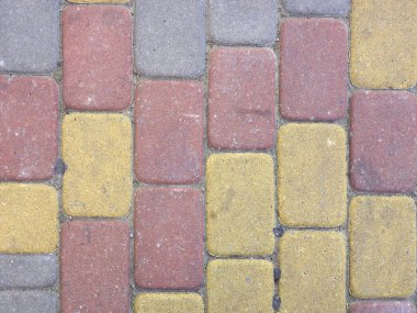 Çok renkli asfalt levhalar. Tuapse, Karadeniz, Kafkaslar