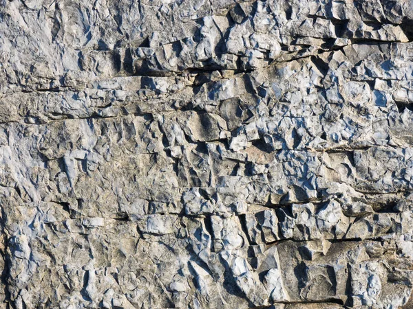 Deniz kıyısındaki gri kayalıklar. Tuapse, Karadeniz, Ca — Stok fotoğraf
