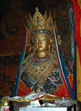 Samye Tibet 'teki Lhasa banliyösündeki Buda Heykeli,