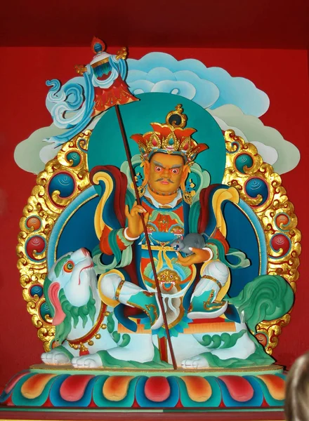 Fresco z guru rinpočhe v tibetském klášteře — Stock fotografie