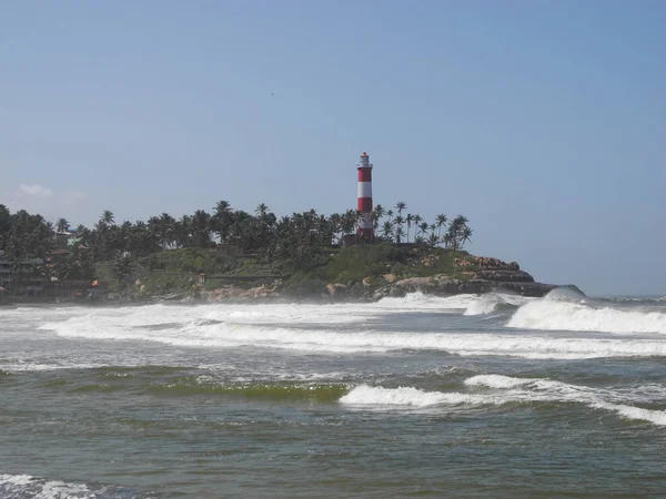 Záliv Kovalam v Arabském moři, Indickém oceánu, Kerale, Trivandrumu — Stock fotografie