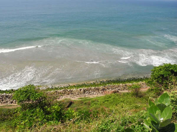 Waves of the Arabian Sea, Trivandrum, Kerala. View from the clif — Stock Photo, Image