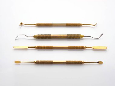 Hafif arkaplanda diş aygıtı